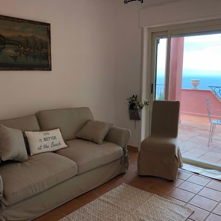 تاورمينا Villa Le Petit Paradis المظهر الخارجي الصورة