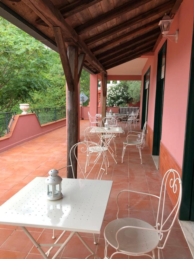 تاورمينا Villa Le Petit Paradis المظهر الخارجي الصورة