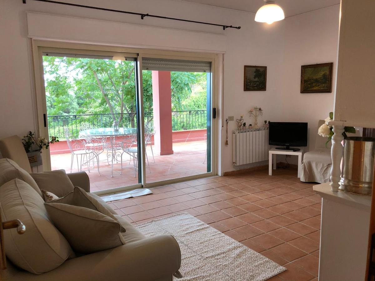 تاورمينا Villa Le Petit Paradis المظهر الخارجي الصورة