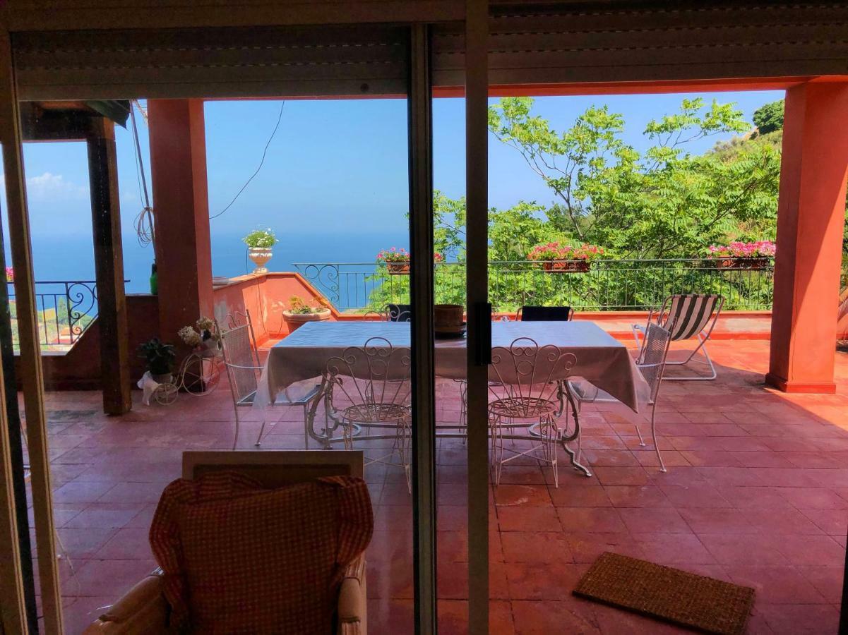 تاورمينا Villa Le Petit Paradis المظهر الخارجي الصورة