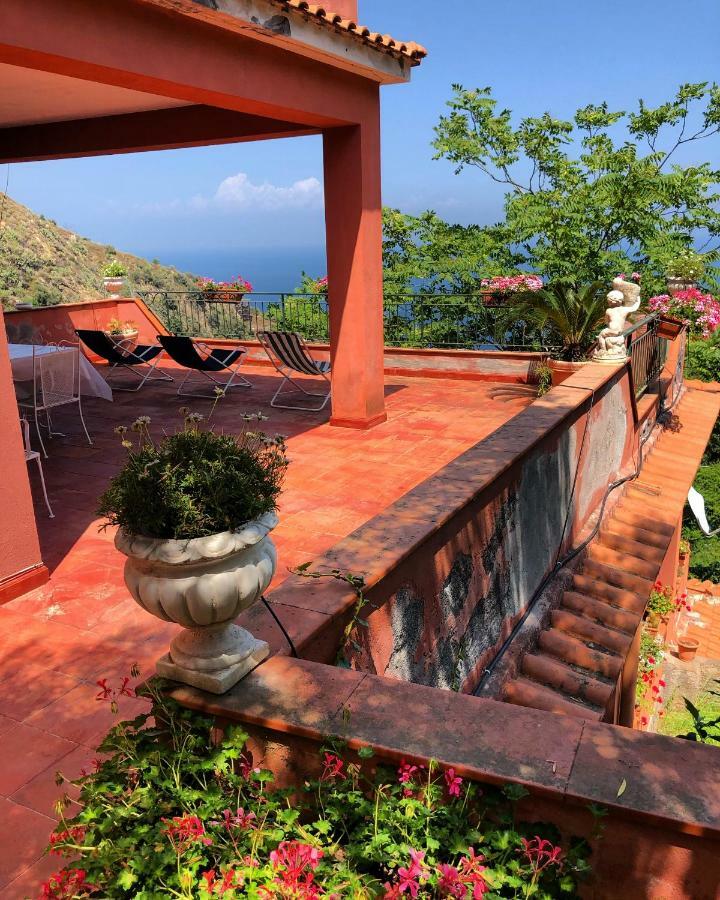 تاورمينا Villa Le Petit Paradis المظهر الخارجي الصورة